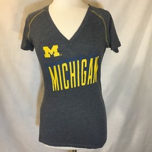 UofM Michigan V neck athletic T
